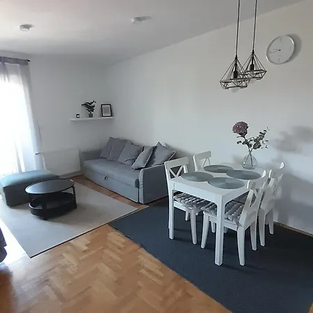 Apartment Lusya *